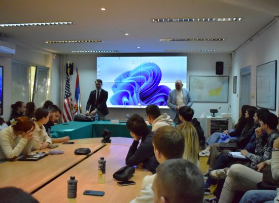 Одржано предавање „Србија у свету: искуства лобирања за интересе Србије у далеким нацијама“