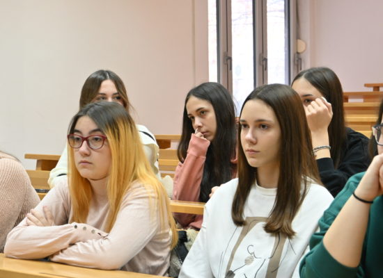 Ученици Седме београдске гимназије посетили Факултет политичких наука