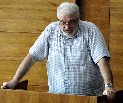 Преминуо редовни професор Факултета политичких наука др Иван Радосављевић
